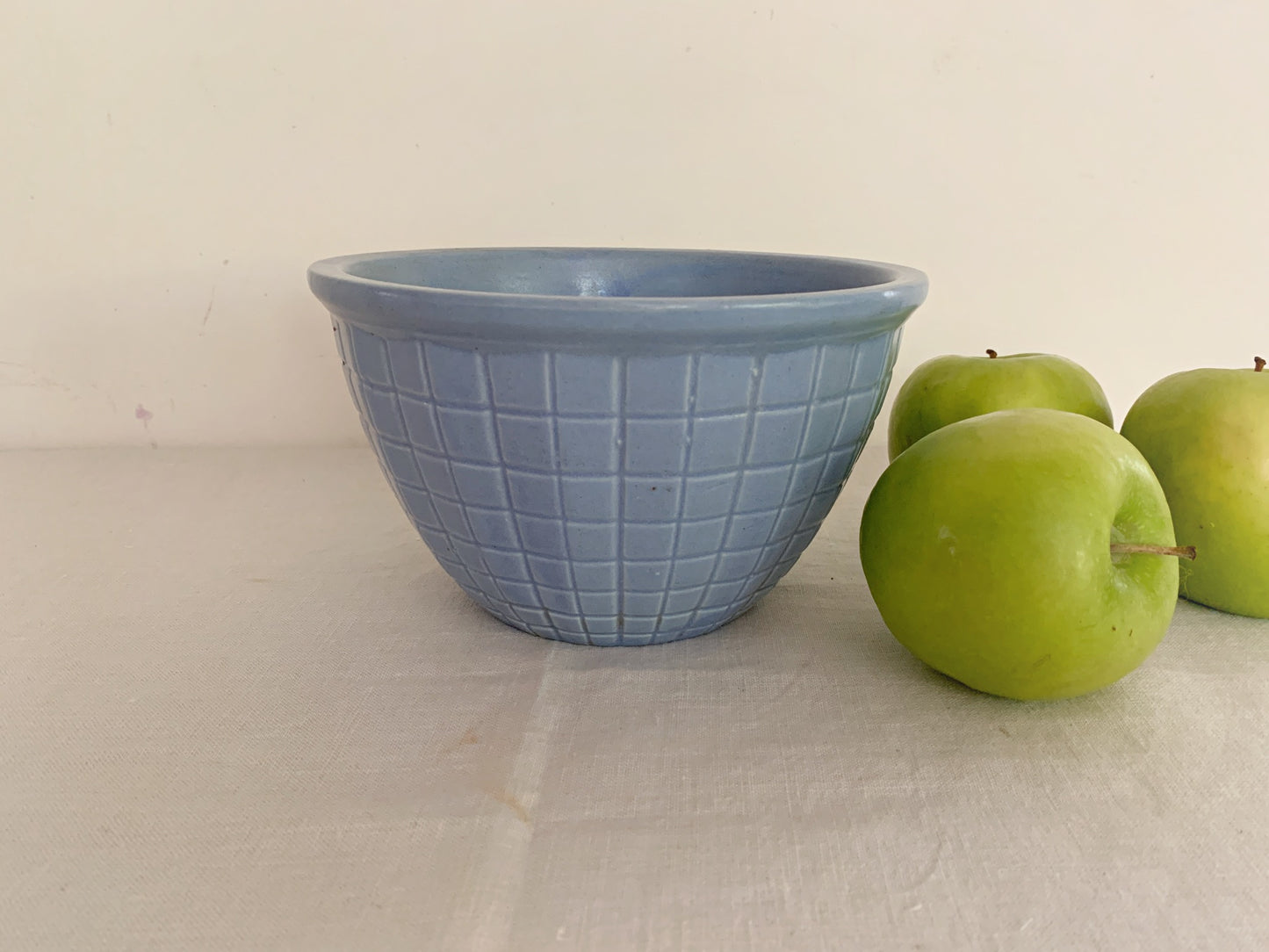 Small Robinson Ransbottom Mixing Bowl, Vintage