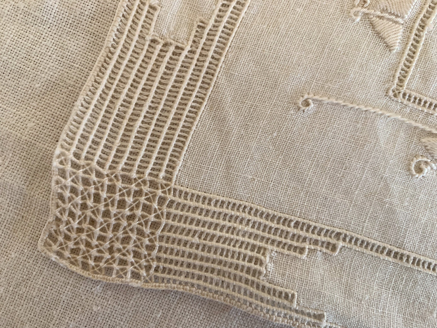 Vintage Italian Linen Set with Punto Embroidery