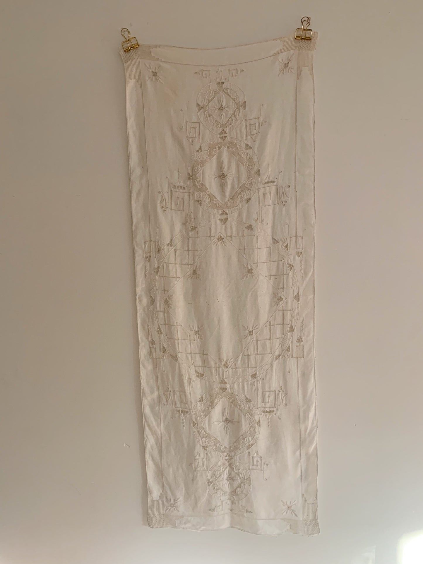 Vintage Italian Linen Set with Punto Embroidery