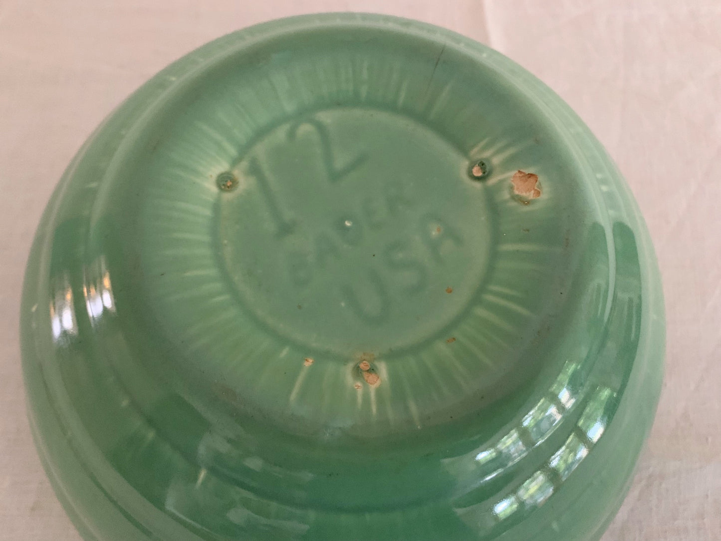 Bauer Pottery Pastel Jade Green Beehive Mixing Bowl #12 9/5" Diameter