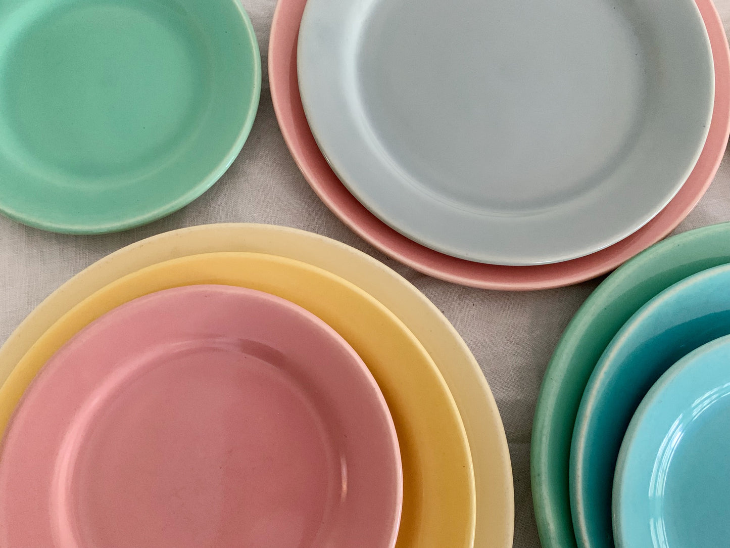 Bauer Pottery Dinnerware Set