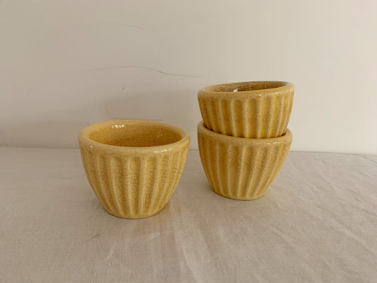 Vintage Custard Cups Set