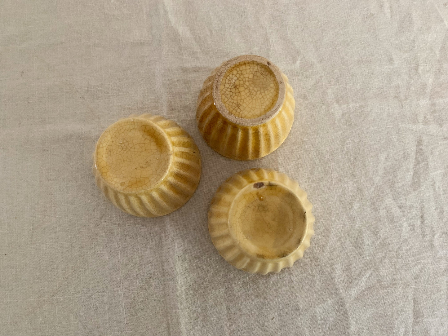 Vintage Custard Cups Set