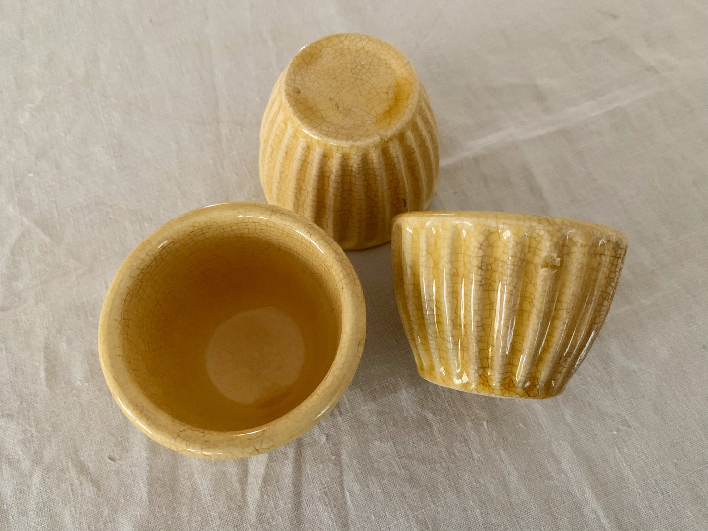 Vintage Custard Cups Set