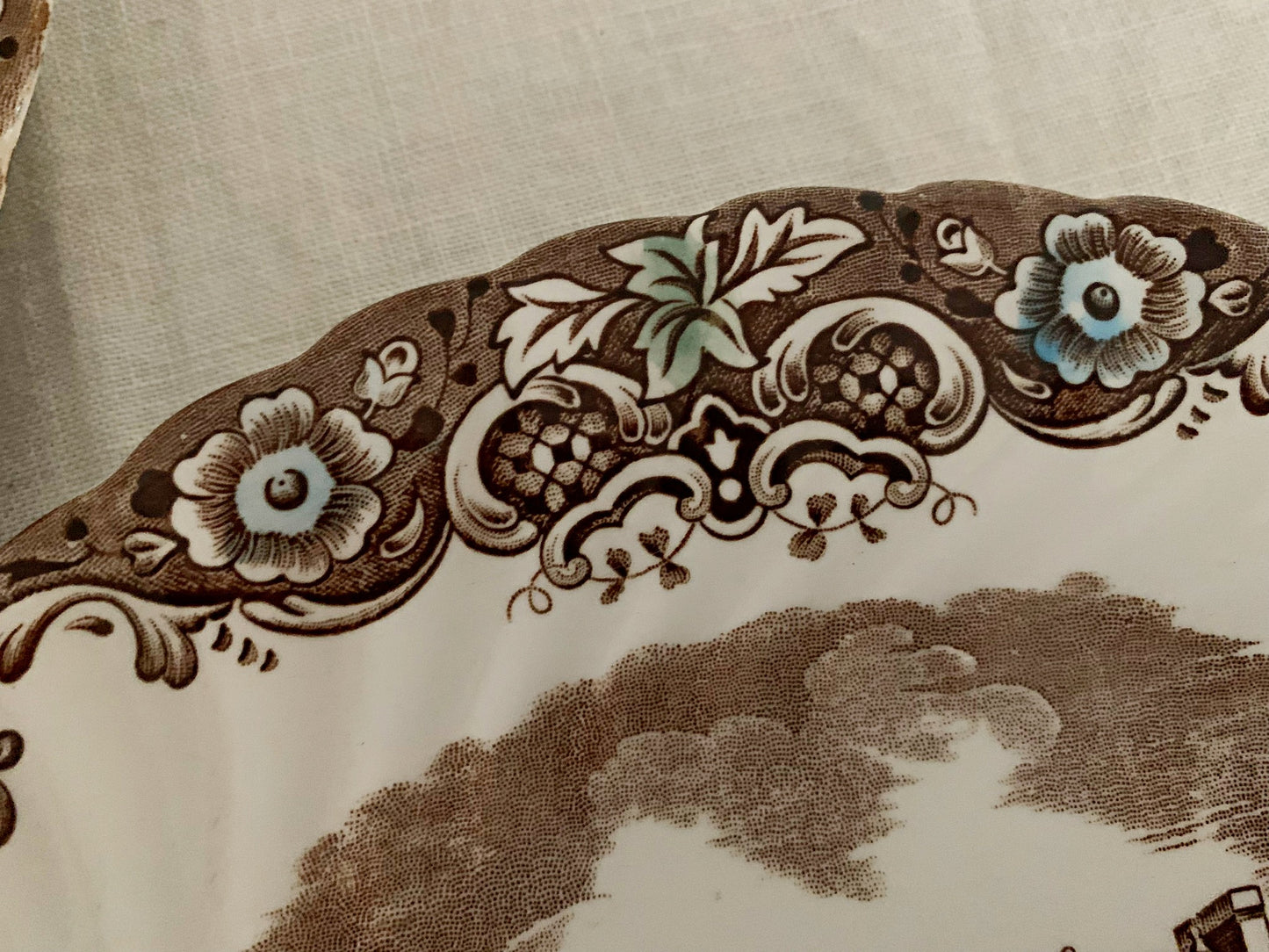 Johnson Brothers Heritage Hall Brown Dinner Plates