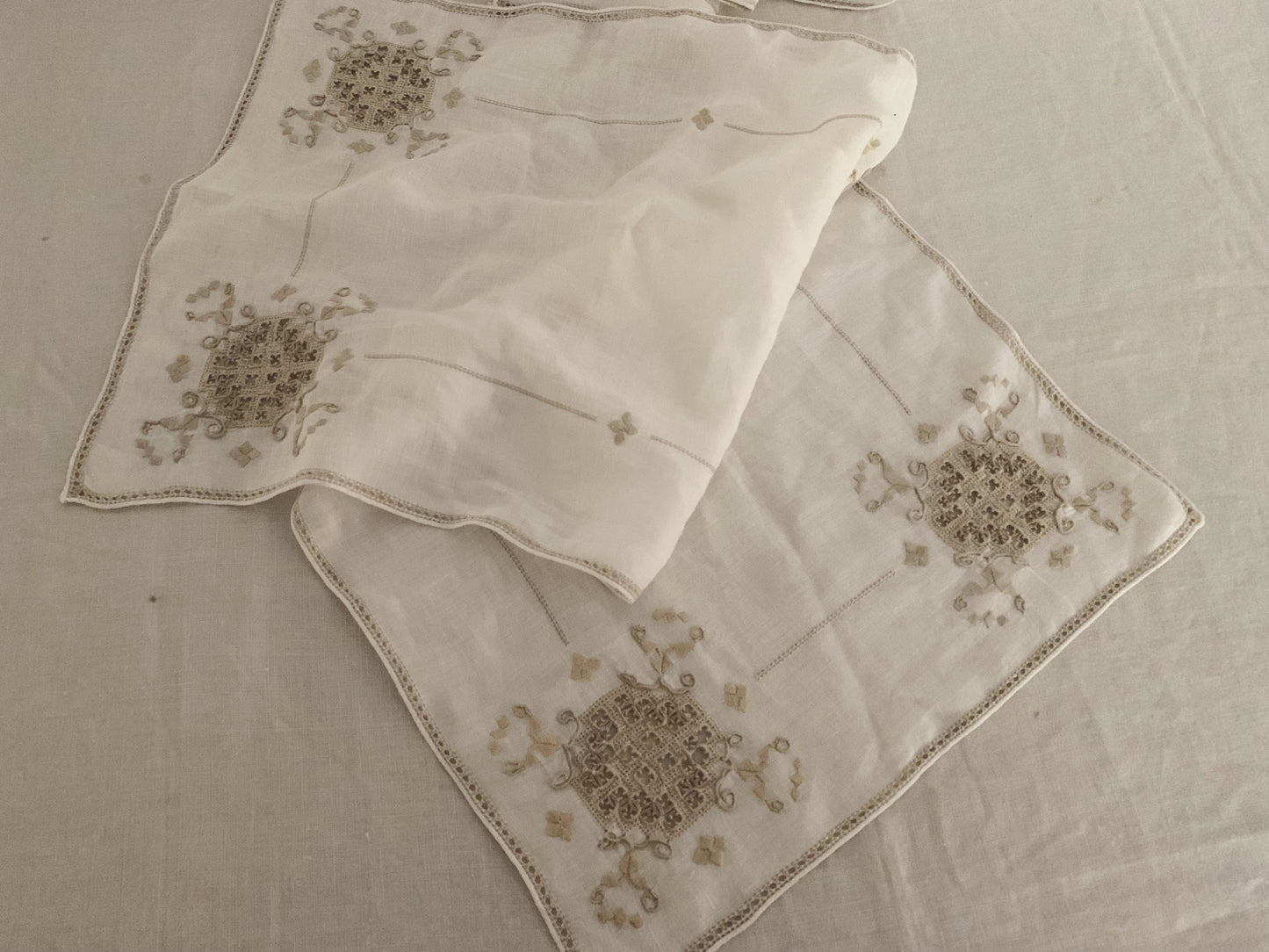 Vintage Italian Linen Set with Reticella Embroidery
