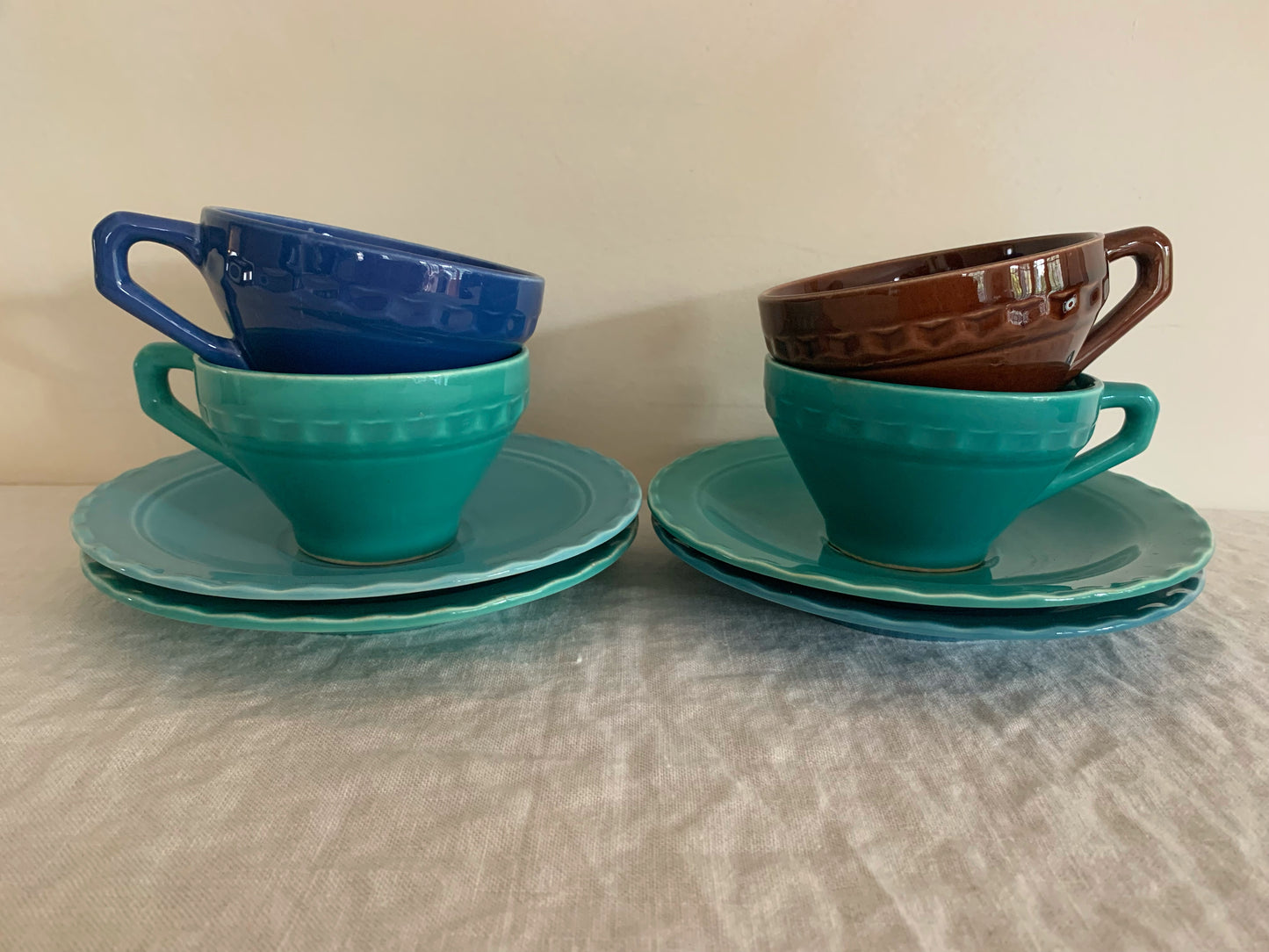 Vernon Coronado Mismatched Cups Set